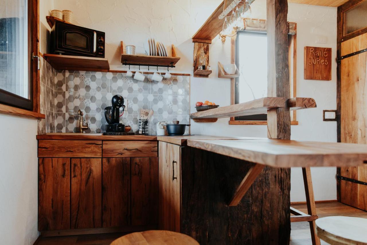Treehouse Drevesna Hiska Strkovo Gnezdo Ranc Jures Hotel Лютомер Екстериор снимка