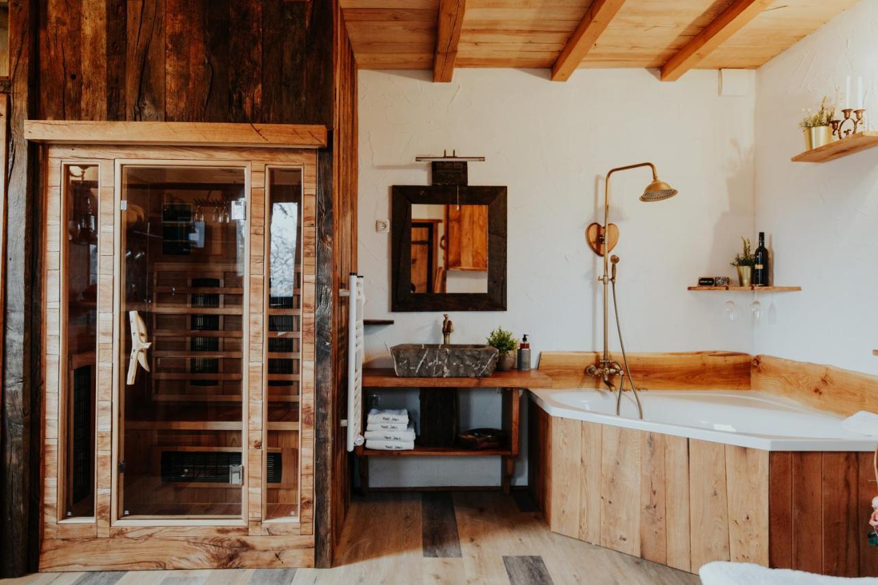 Treehouse Drevesna Hiska Strkovo Gnezdo Ranc Jures Hotel Лютомер Екстериор снимка