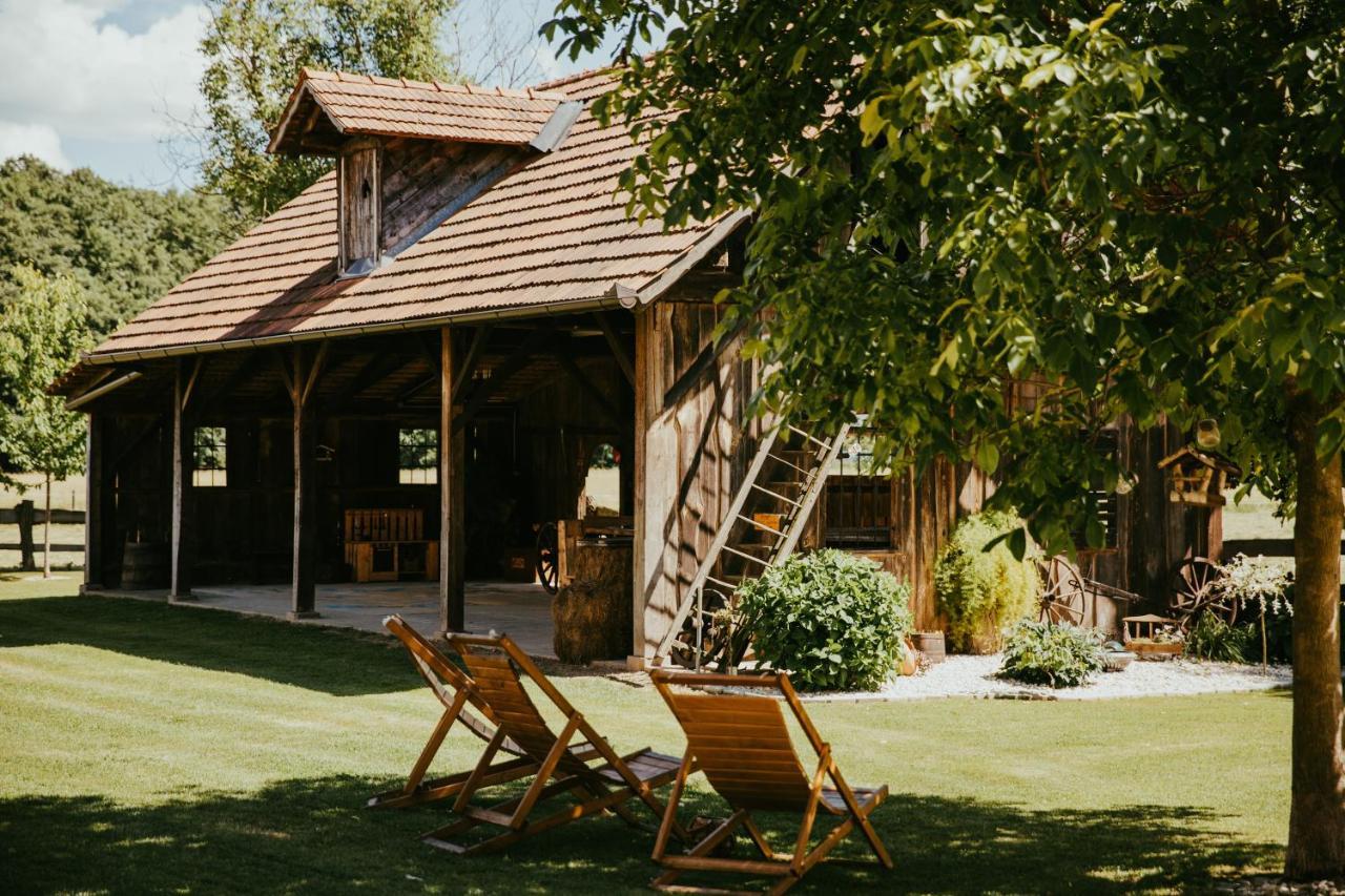 Treehouse Drevesna Hiska Strkovo Gnezdo Ranc Jures Hotel Лютомер Екстериор снимка