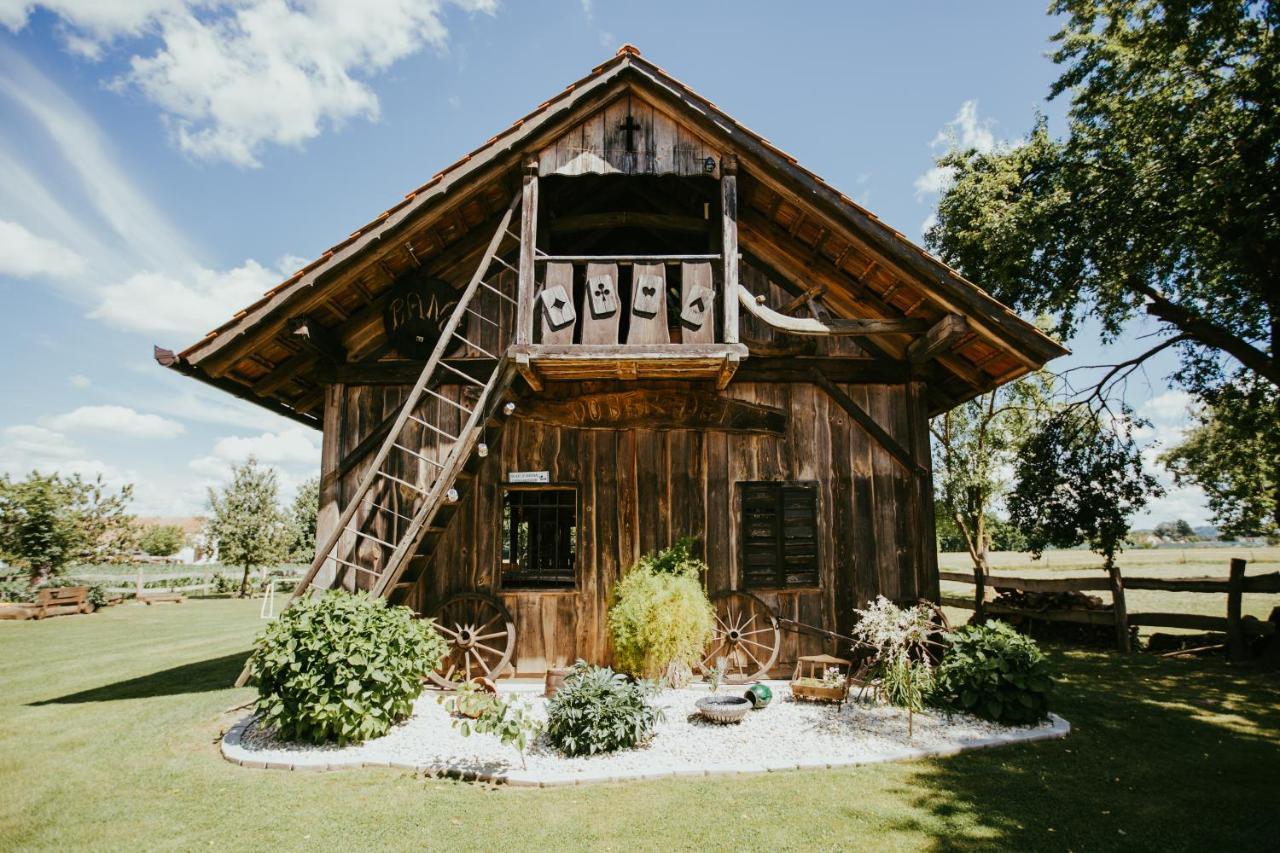 Treehouse Drevesna Hiska Strkovo Gnezdo Ranc Jures Hotel Лютомер Екстериор снимка